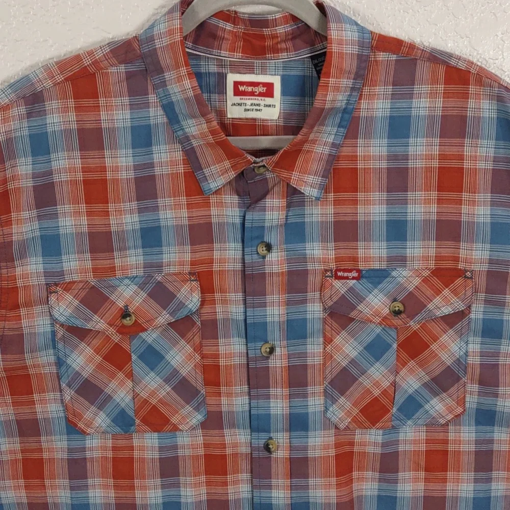 Wrangler, Size 2XL Vibrant Brown and Blue Checkered Shirt - Picture 4 of 17